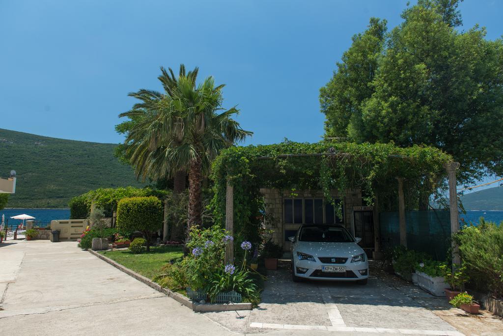 Apartments Batricevic Herceg Novi Exterior foto